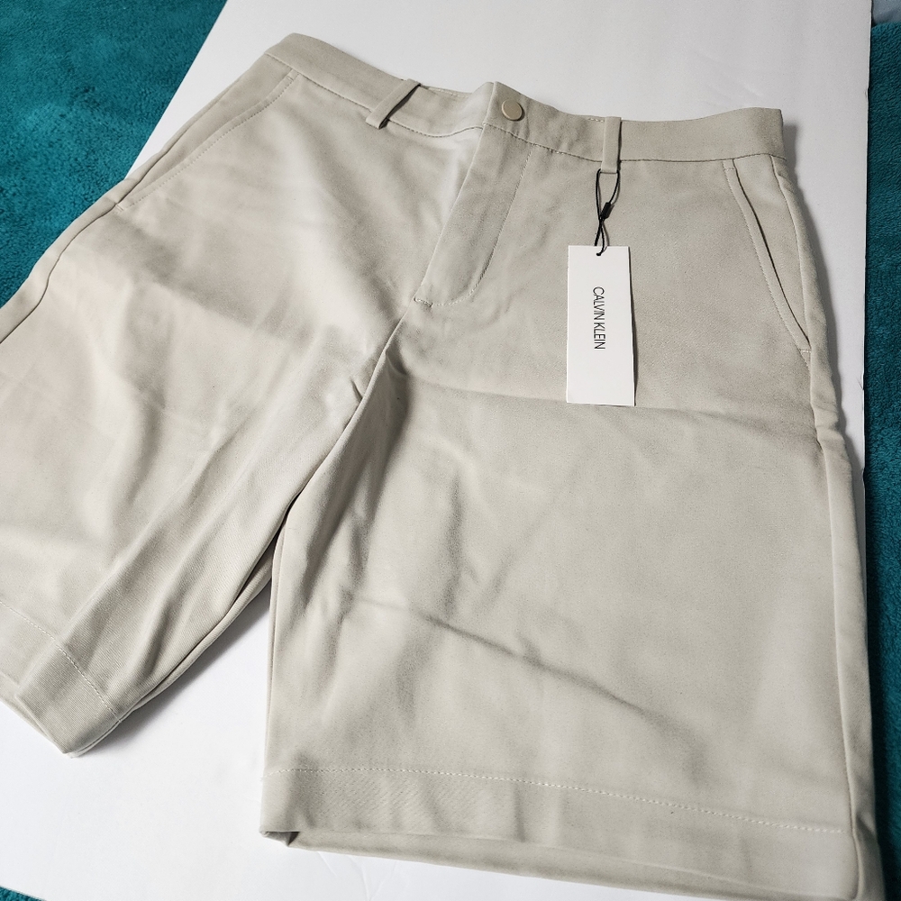 Calvin Klein - Men's Shorts - 29